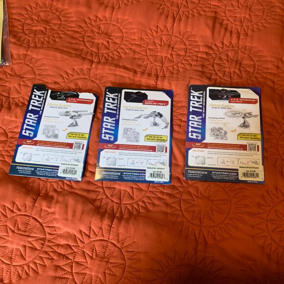 Three Star Trek 3D Metal Model Kits - Picture 5 of 6